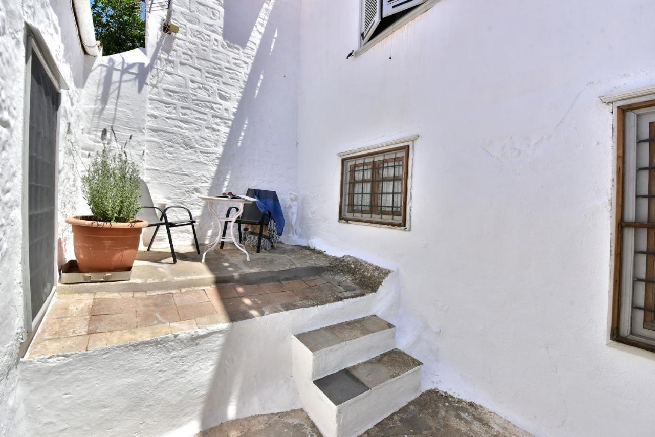 Hydra Art Suites Exteriér fotografie